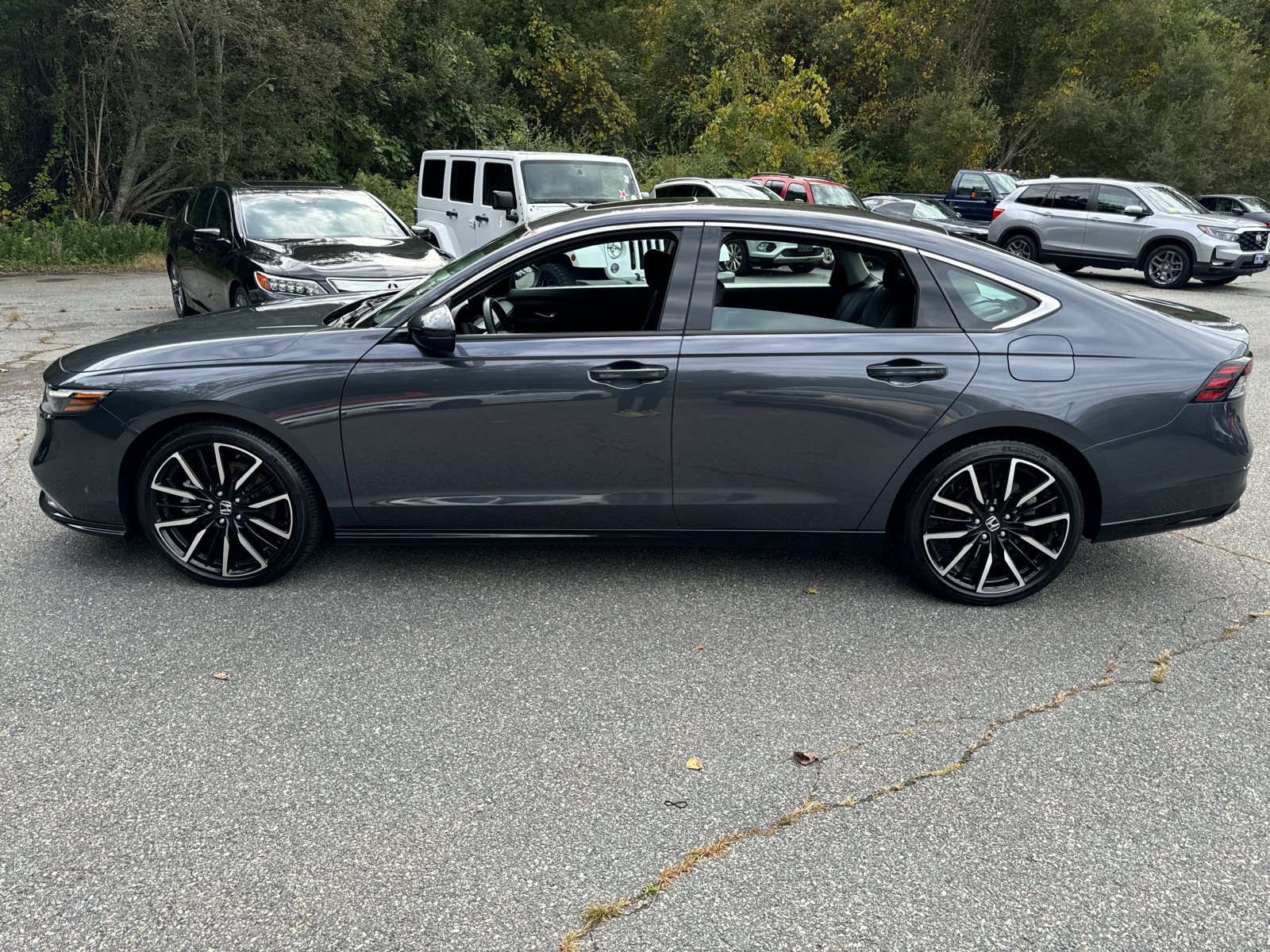 2023 Honda Accord Hybrid Touring 3