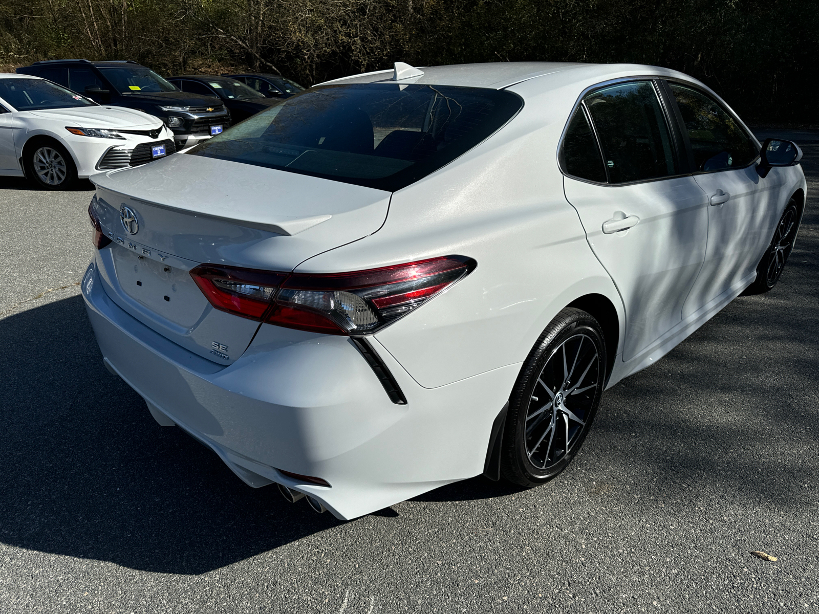 2022 Toyota Camry SE 6