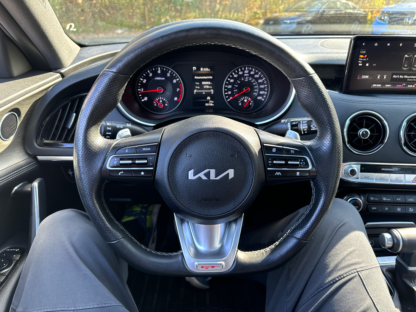 2022 Kia Stinger GT1 17