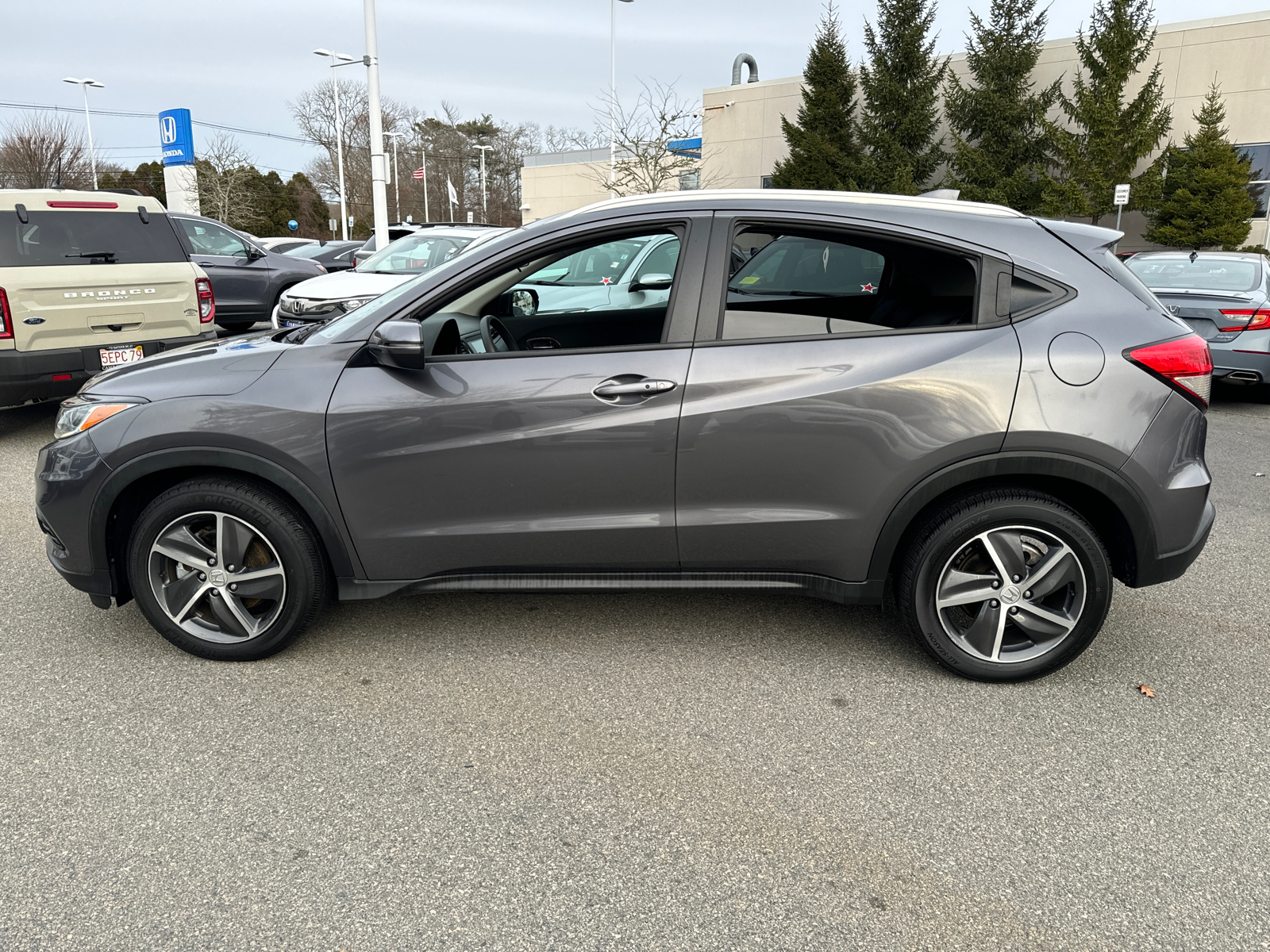 2022 Honda HR-V EX 3