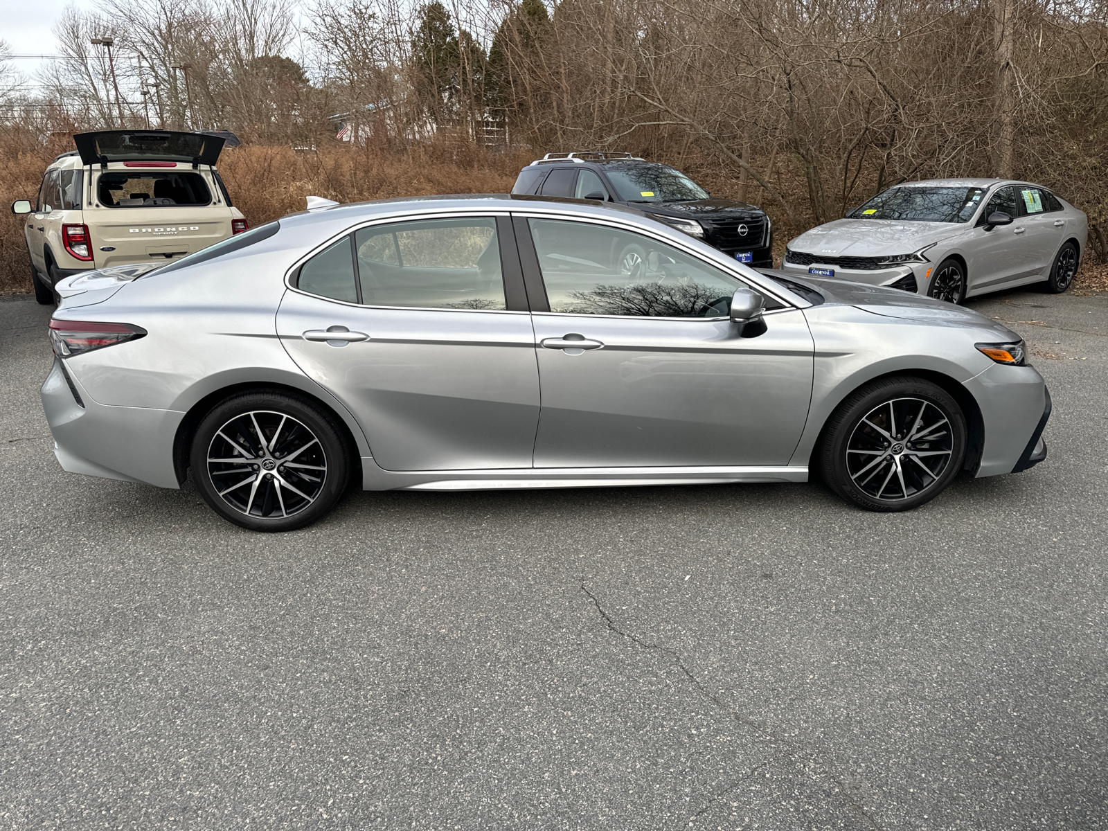 2023 Toyota Camry SE 8