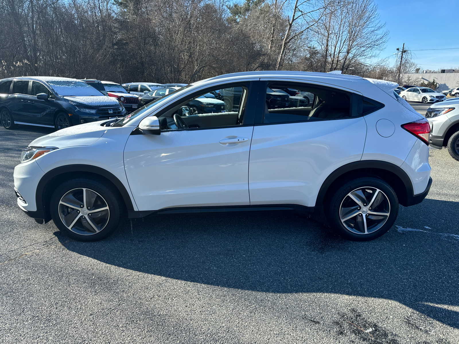 2021 Honda HR-V EX-L 3