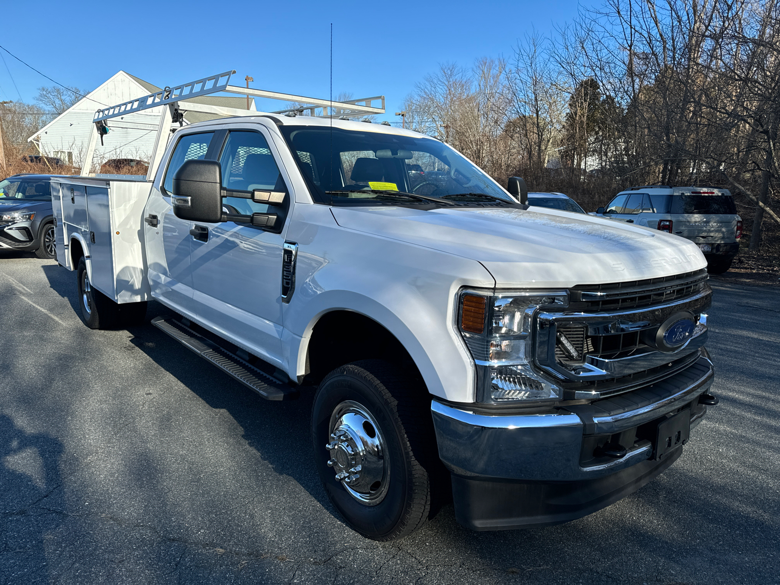 2021 Ford Super Duty F-350 DRW XL 4WD Crew Cab 179 WB 60 CA 9