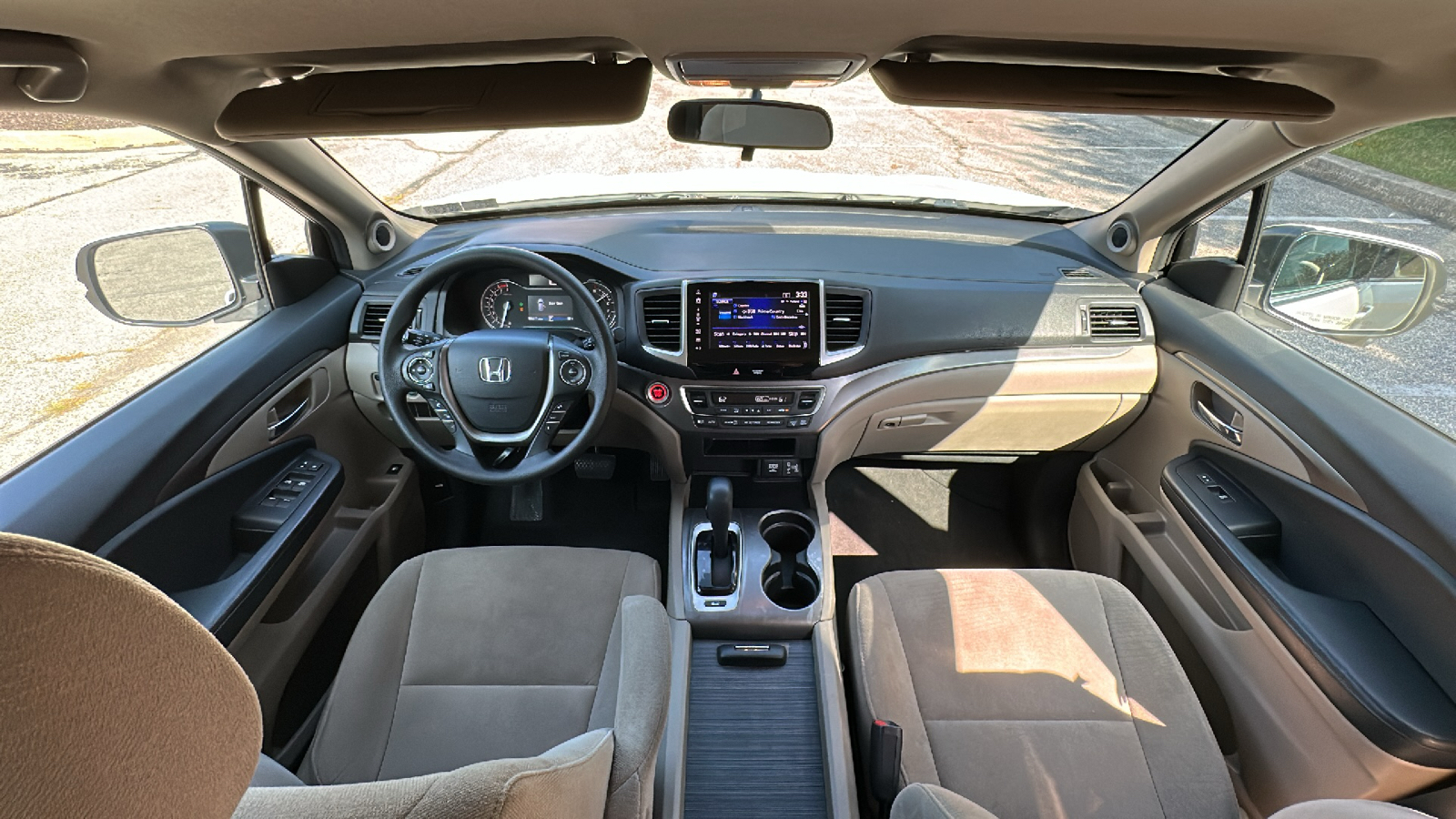 2018 Honda Pilot EX 27