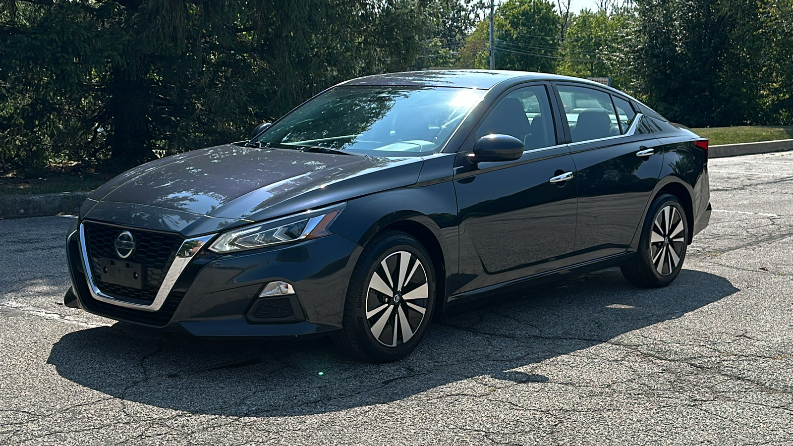 2021 Nissan Altima 2.5 SV 2