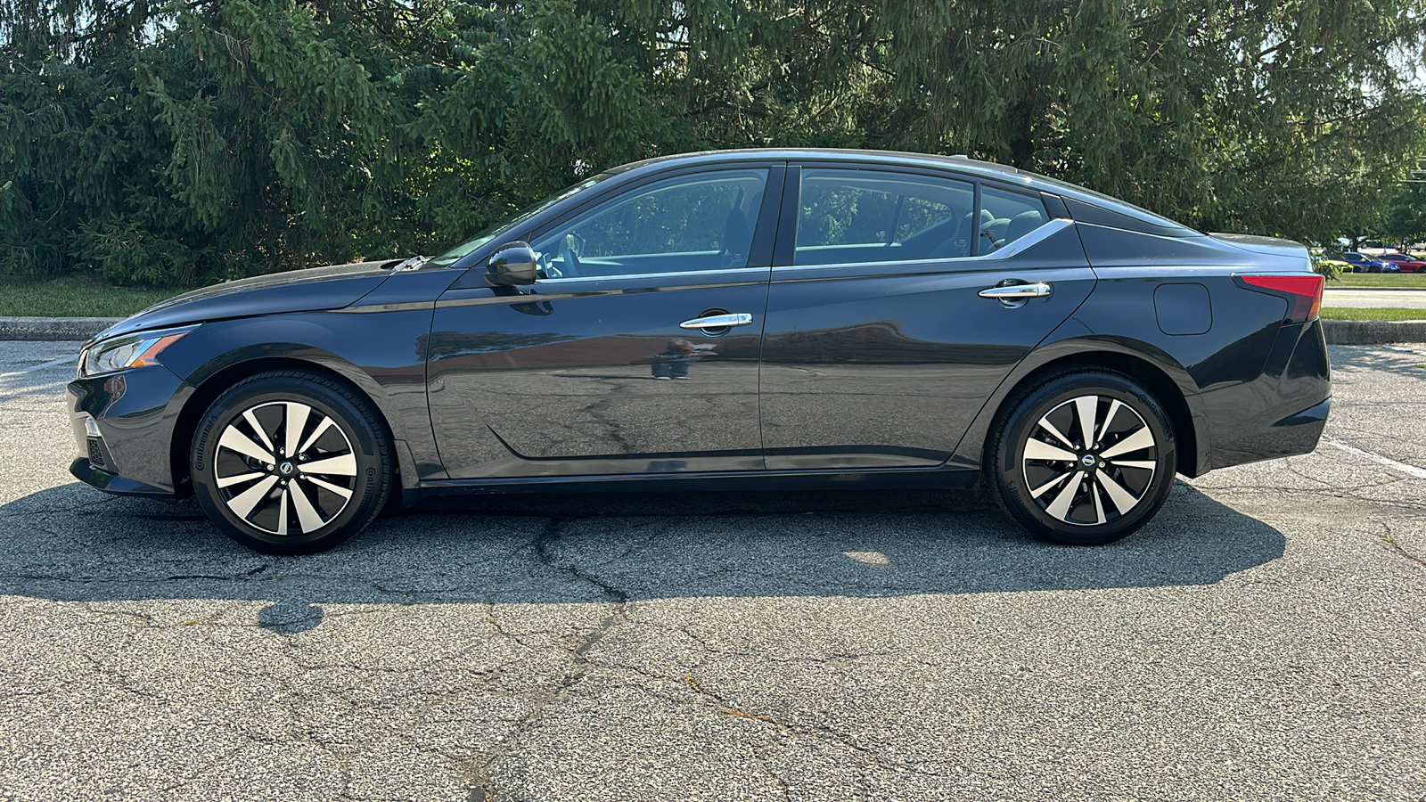 2021 Nissan Altima 2.5 SV 26