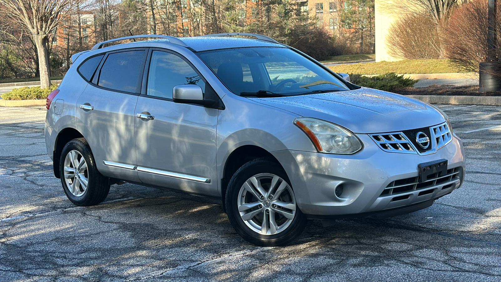 2012 Nissan Rogue SV 1