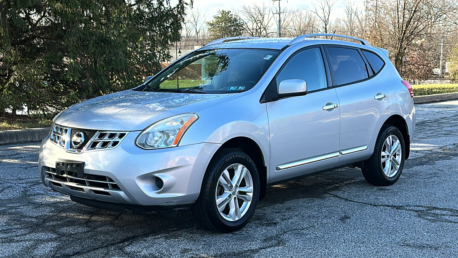 2012 Nissan Rogue SV 2