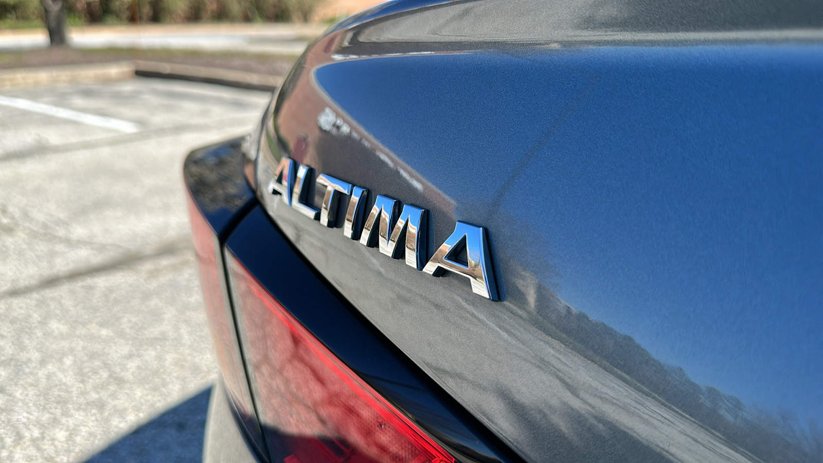 2019 Nissan Altima 2.5 SR 11