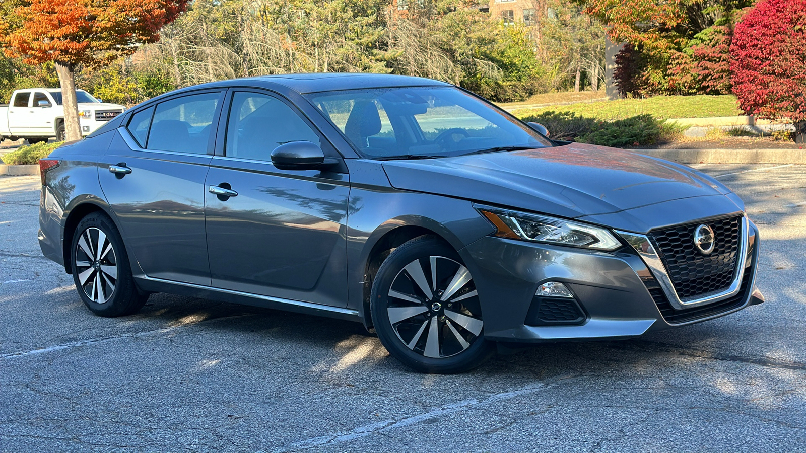 2022 Nissan Altima 2.5 SV 1