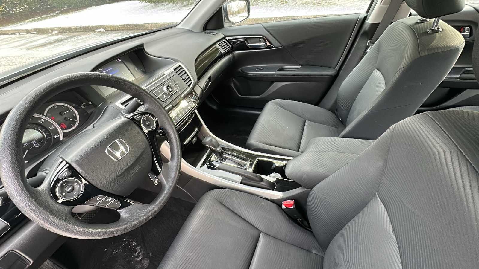 2017 Honda Accord Sedan LX 21