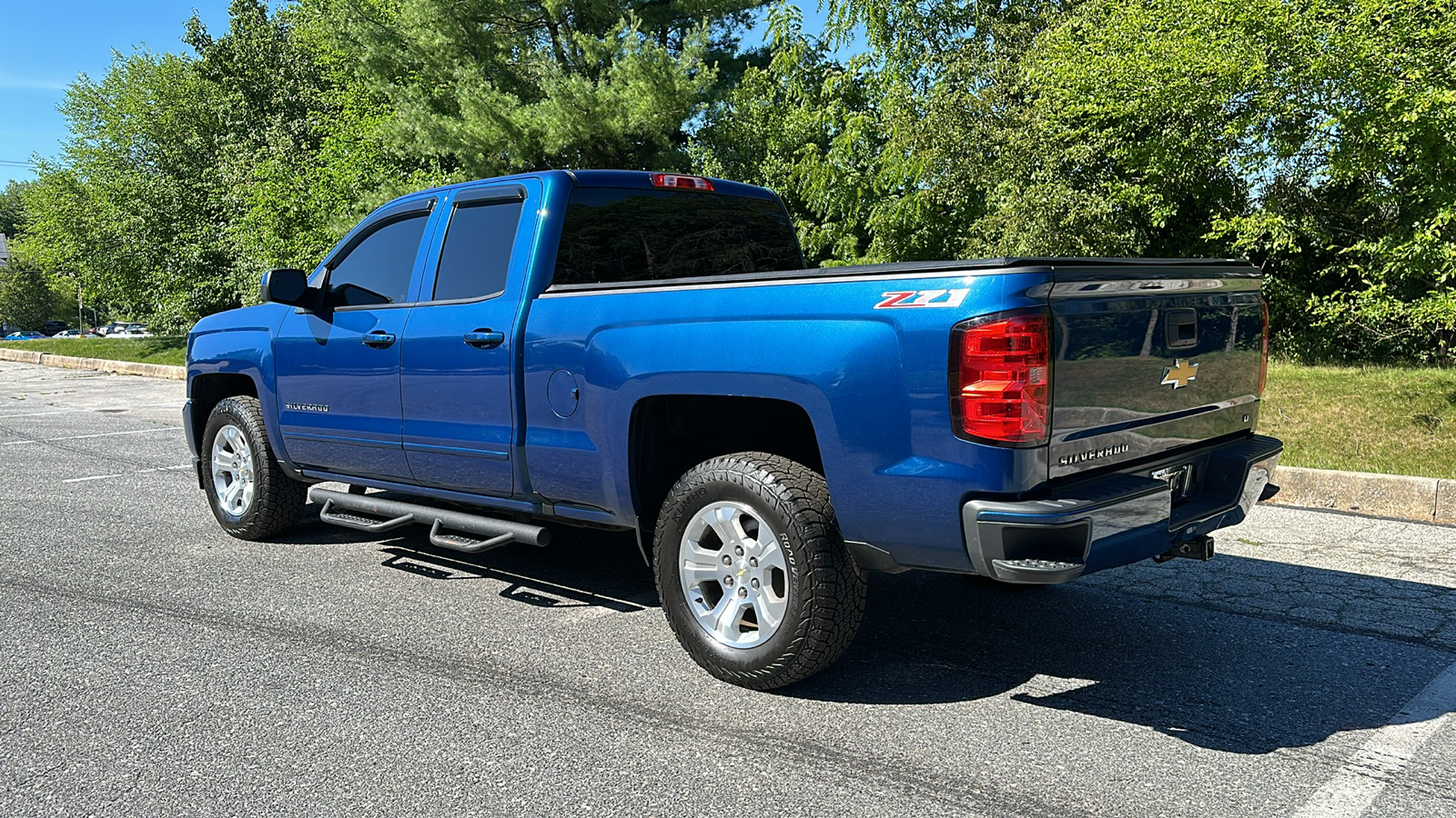 2017 Chevrolet Silverado 1500 LT 8