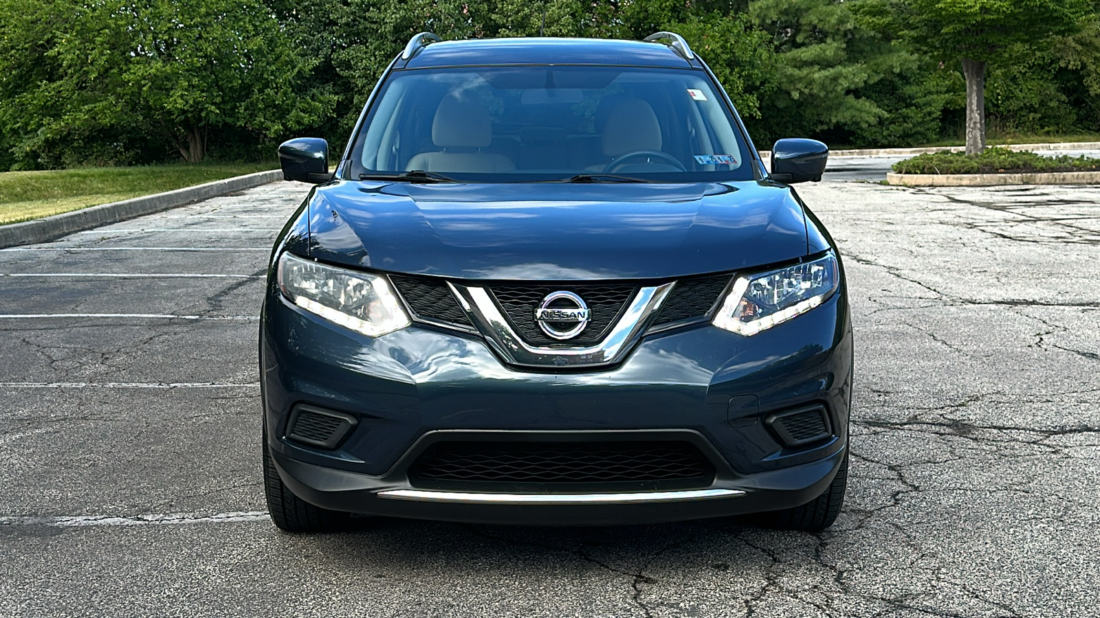 2016 Nissan Rogue SV 3