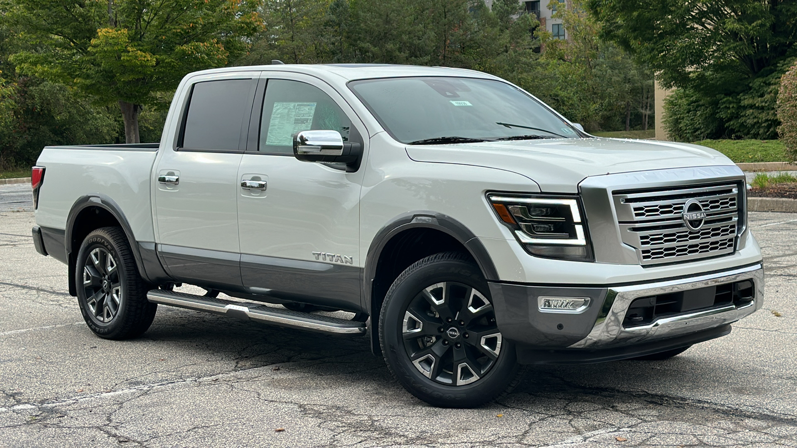 2024 Nissan Titan Platinum Reserve 1