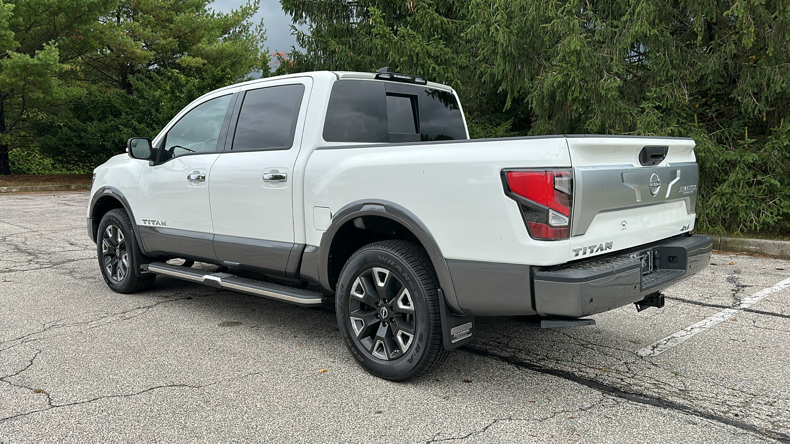 2024 Nissan Titan Platinum Reserve 5