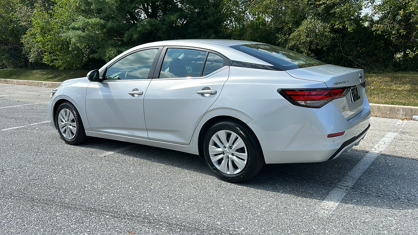 2023 Nissan Sentra S 7