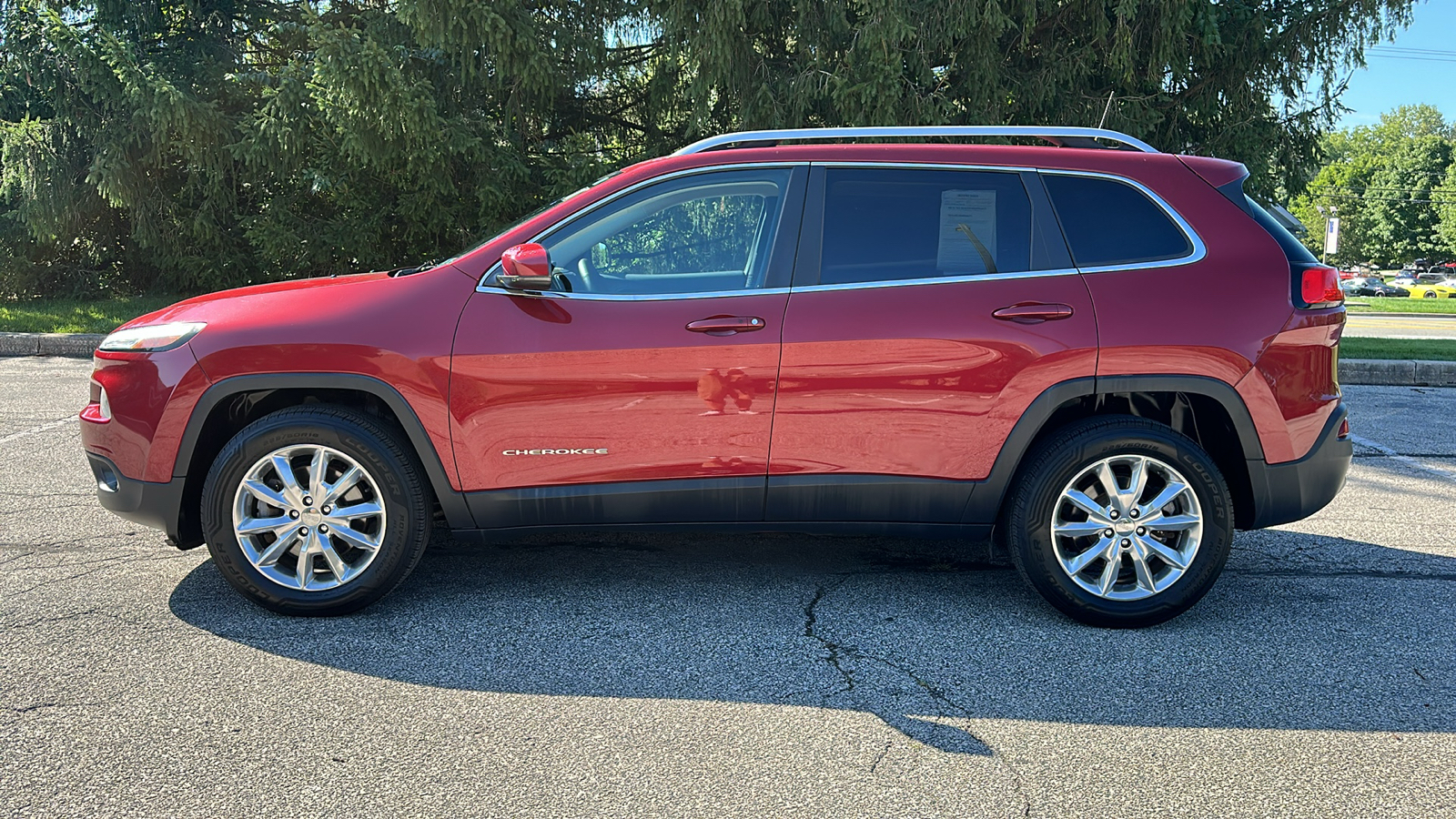 2016 Jeep Cherokee Limited 28