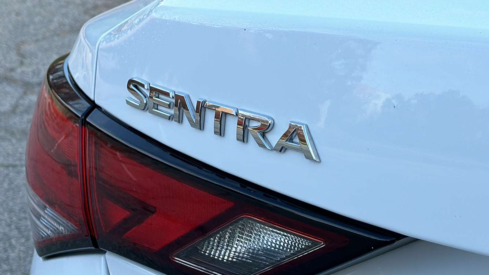 2021 Nissan Sentra SV 10