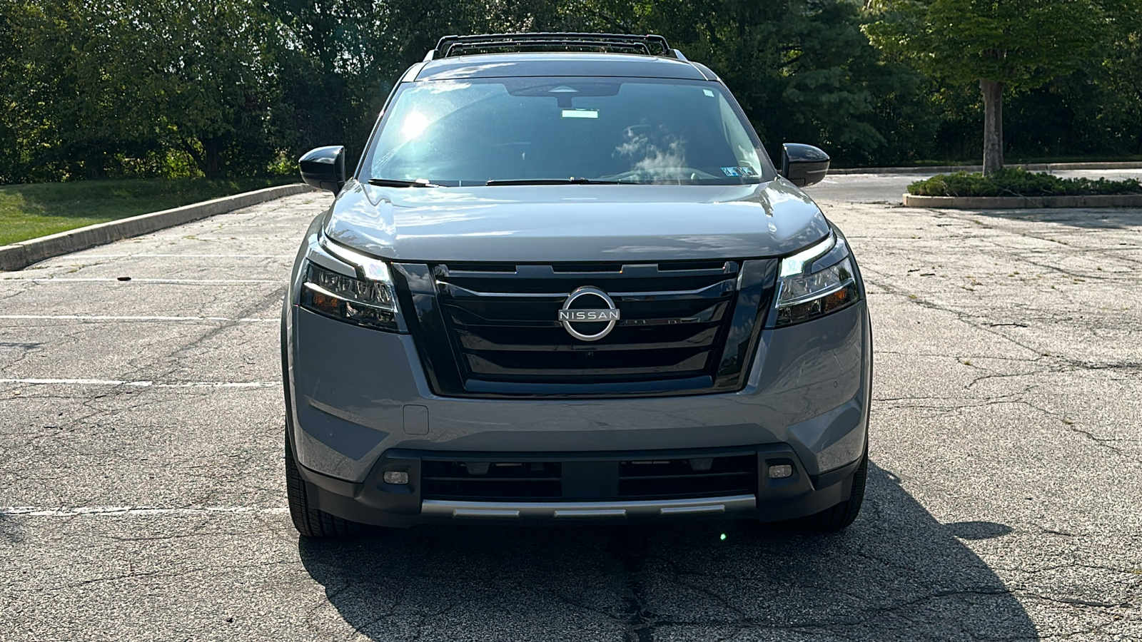 2024 Nissan Pathfinder Platinum 3