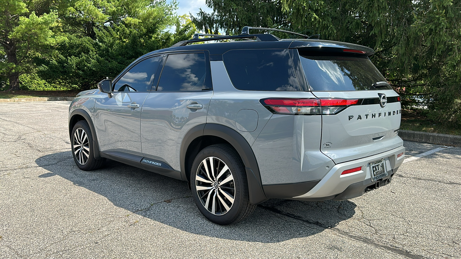 2024 Nissan Pathfinder Platinum 5