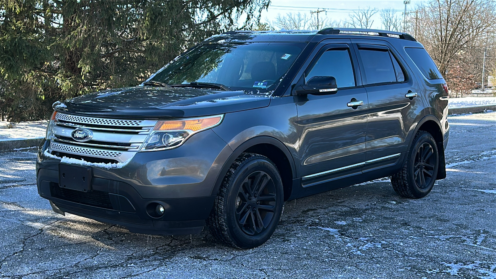 2015 Ford Explorer XLT 2