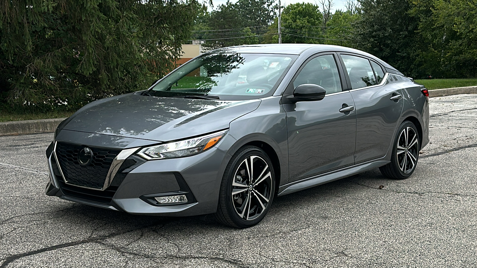 2022 Nissan Sentra SR 2