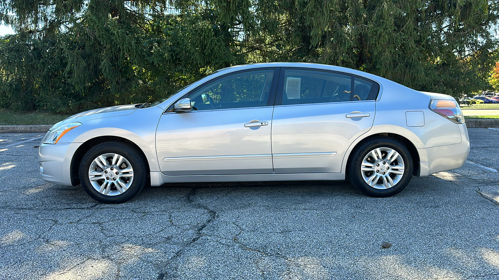 2012 Nissan Altima 2.5 SL 26