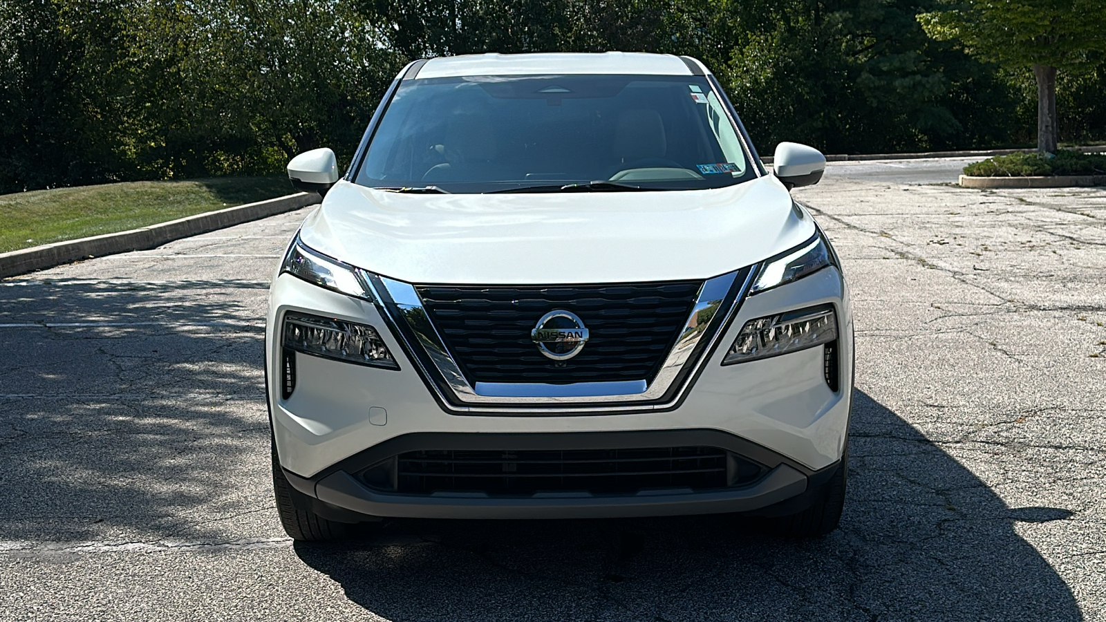 2021 Nissan Rogue SV 3