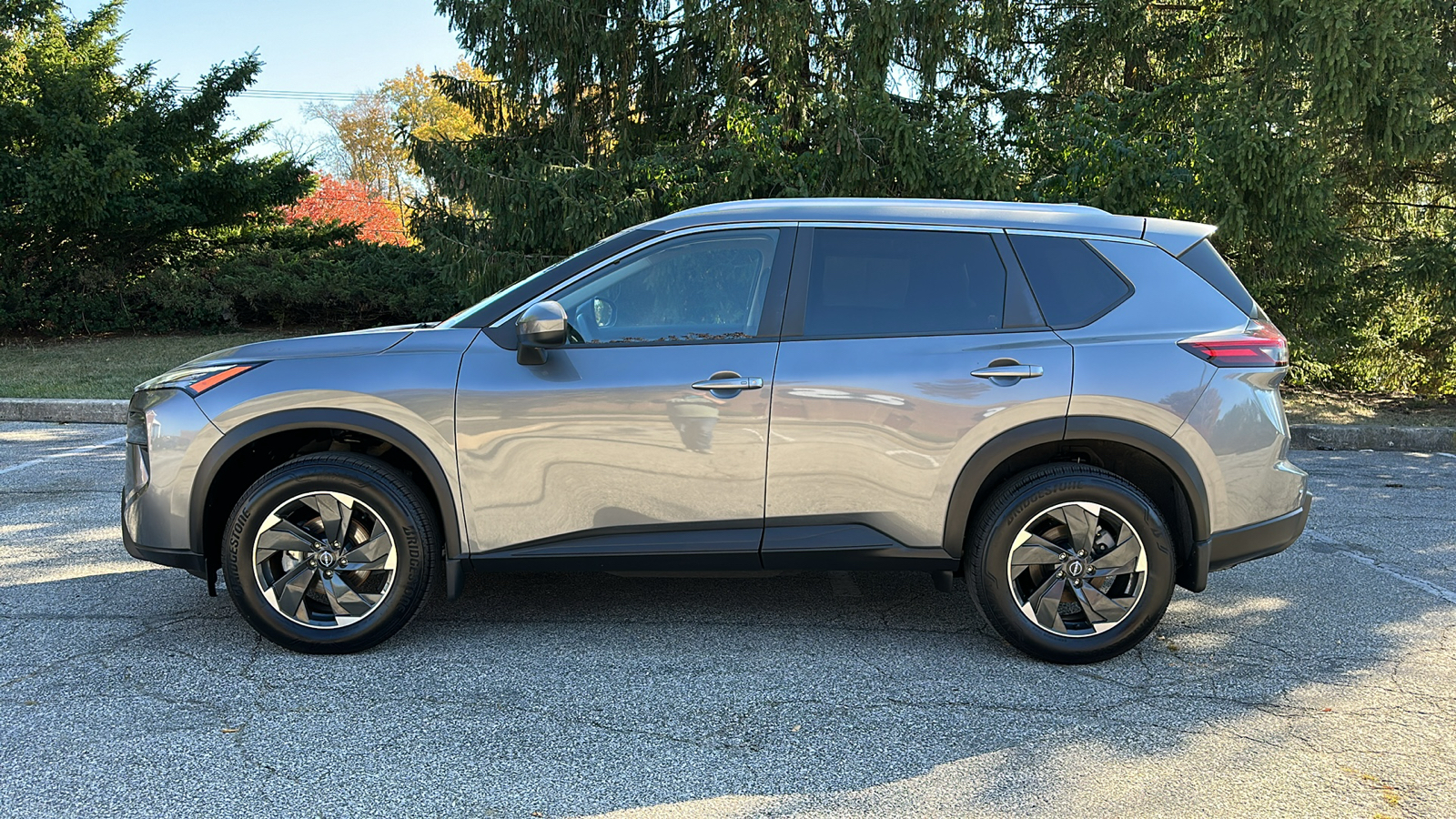 2024 Nissan Rogue SV 13