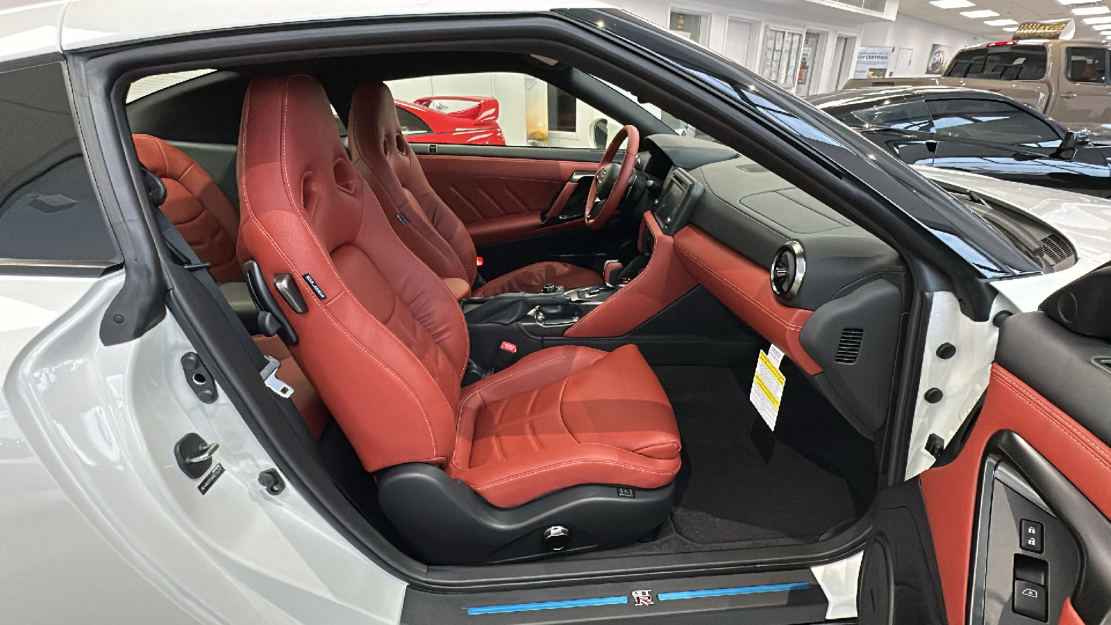 2024 Nissan GT-R Premium 19