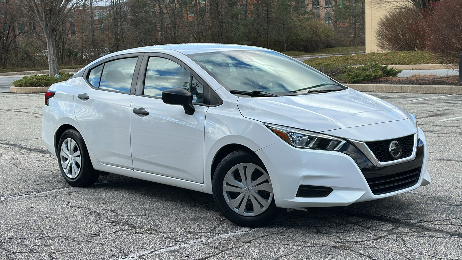 2020 Nissan Versa S 1