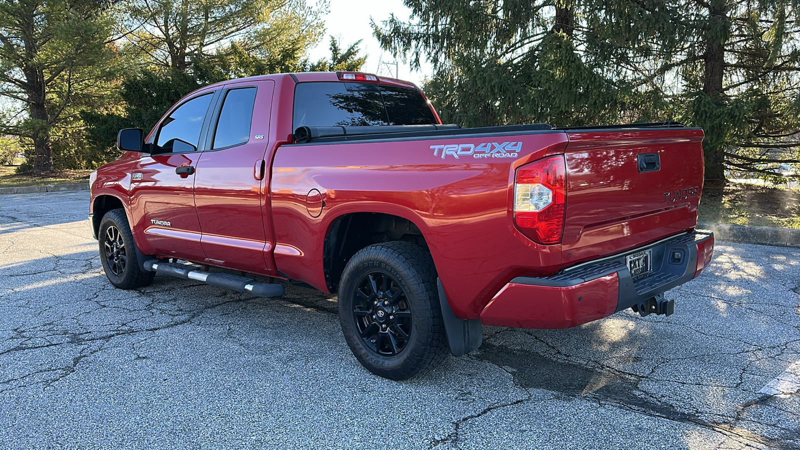 2016 Toyota Tundra 4WD Truck SR5 8