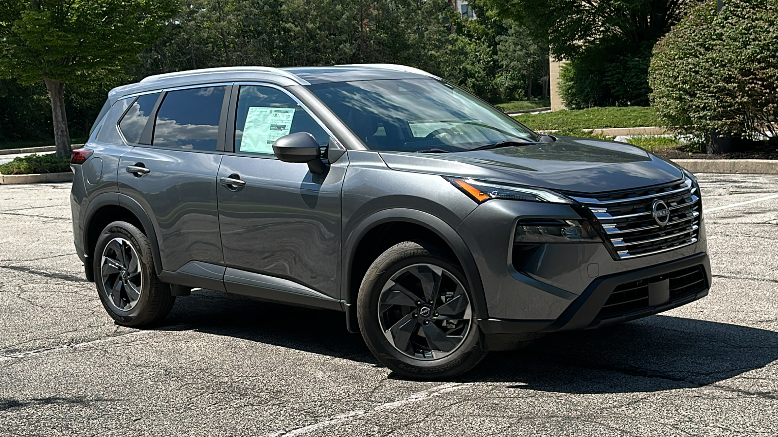 2024 Nissan Rogue SV 1