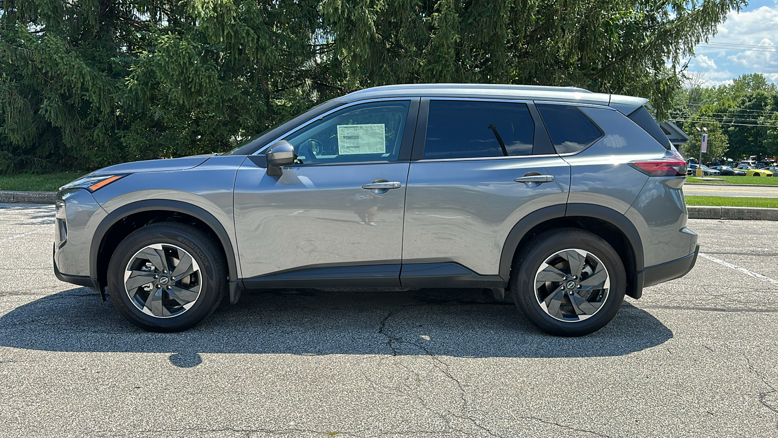 2024 Nissan Rogue SV 13