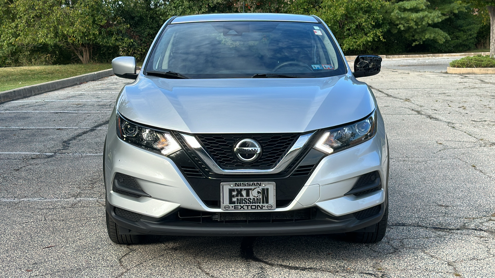 2022 Nissan Rogue Sport S 3