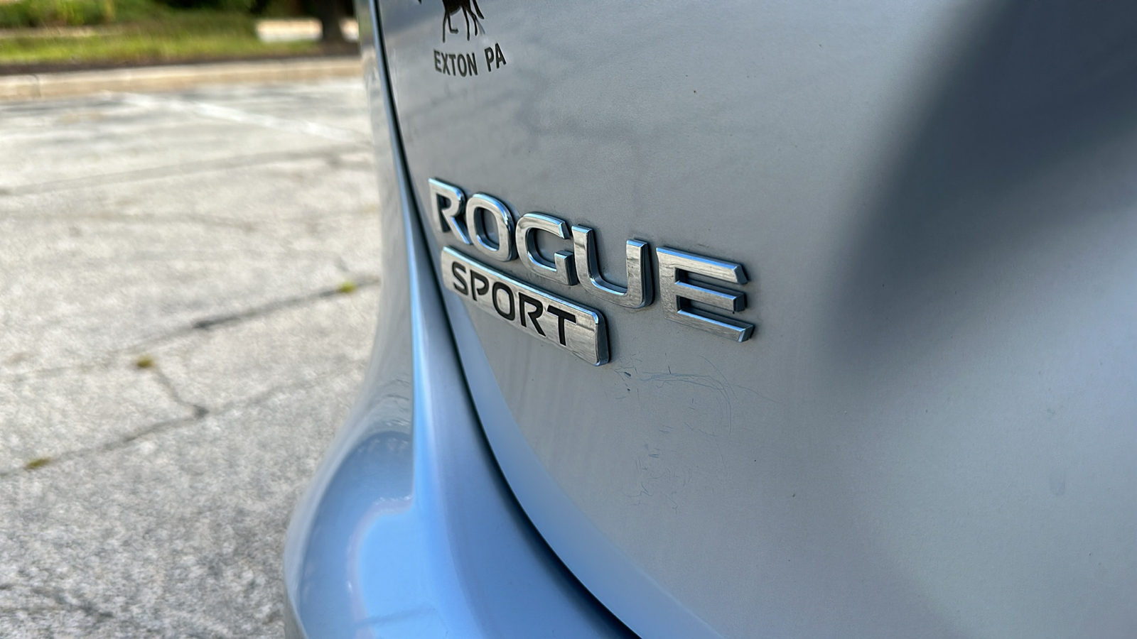 2022 Nissan Rogue Sport S 10