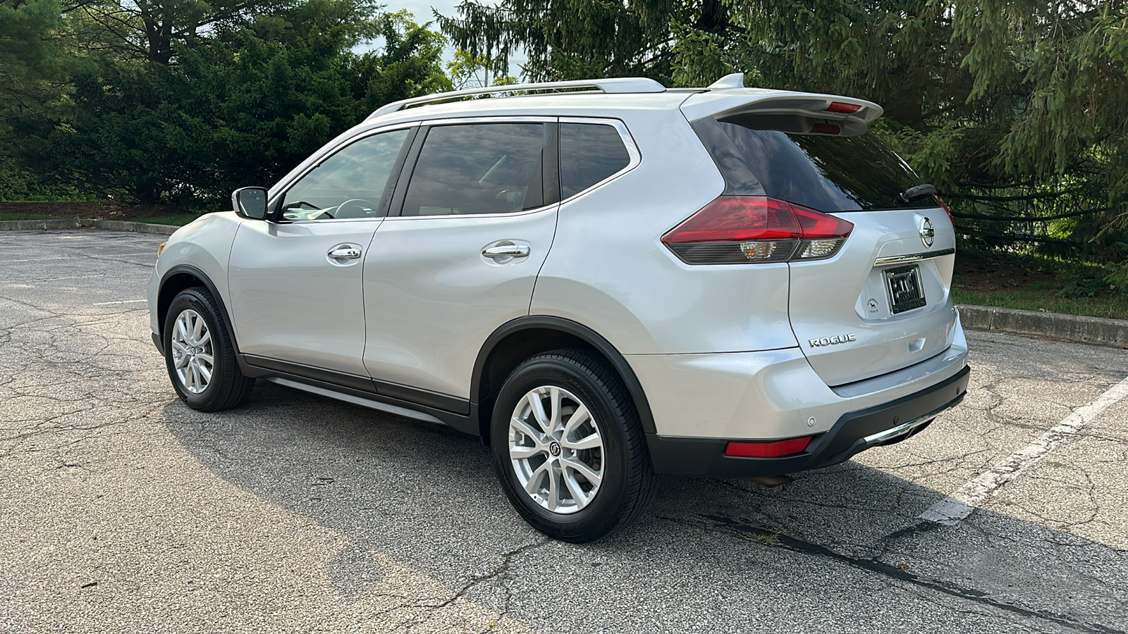 2020 Nissan Rogue SV 7