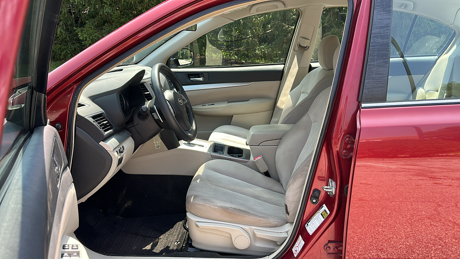 2014 Subaru Legacy 2.5i 13