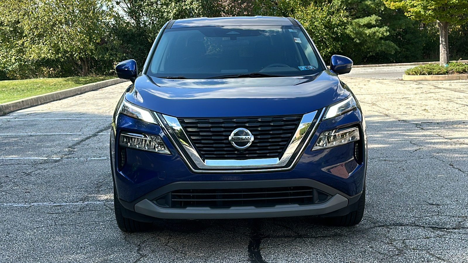 2021 Nissan Rogue SV 3