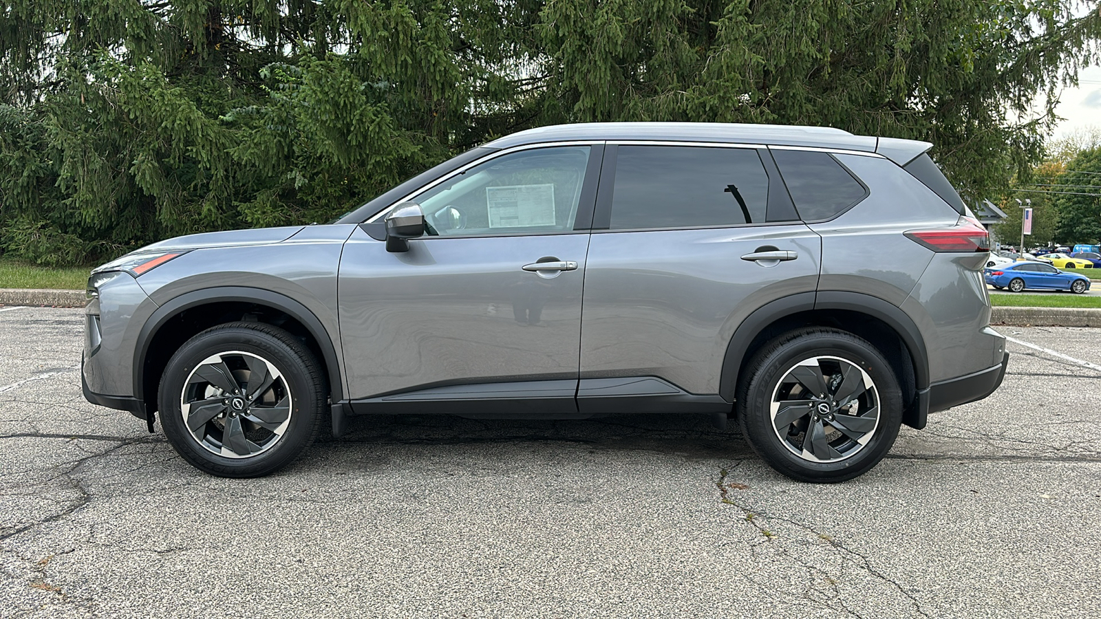 2024 Nissan Rogue SV 13