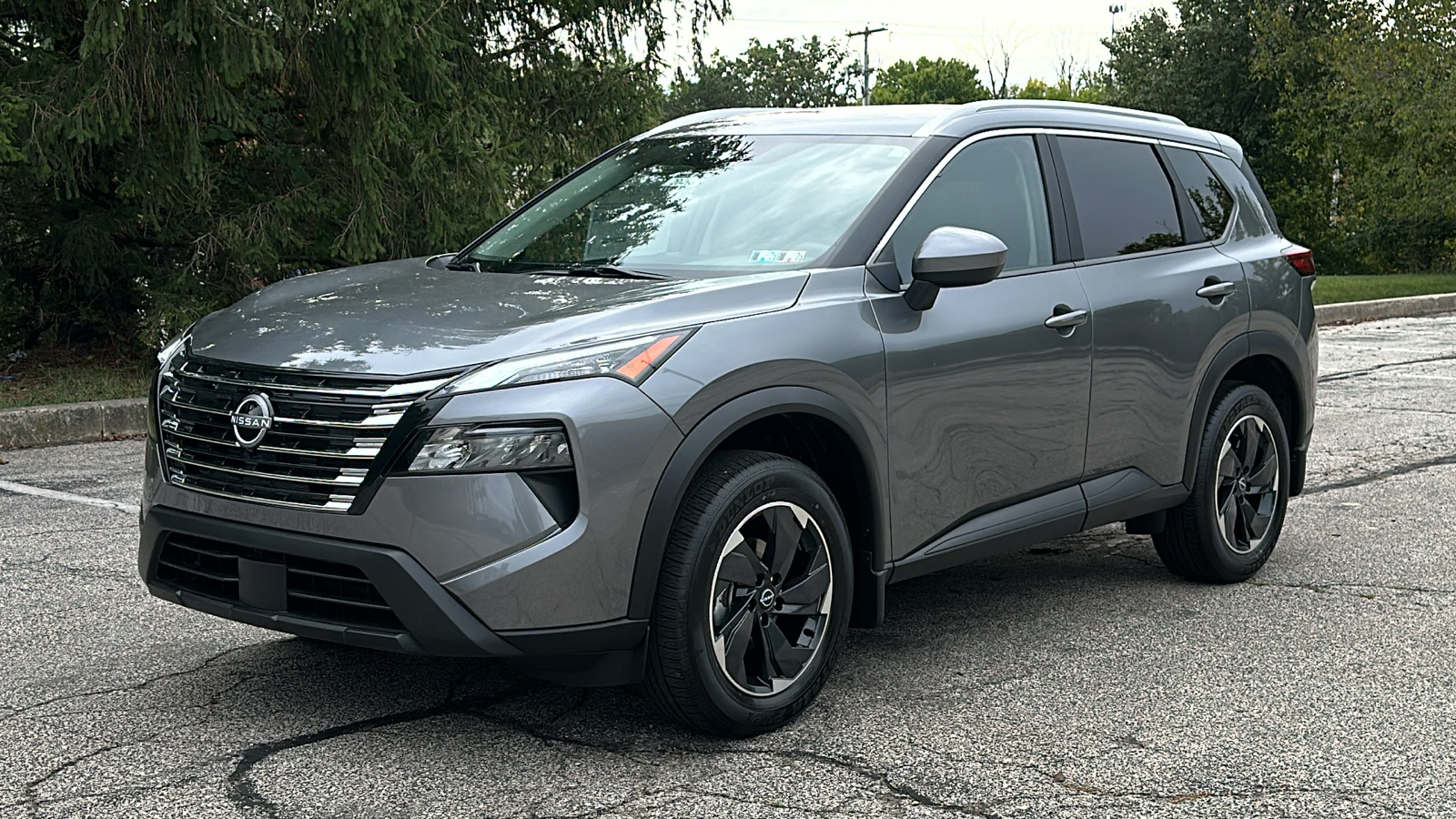 2024 Nissan Rogue SV 2