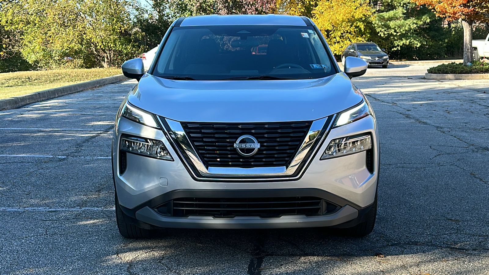 2022 Nissan Rogue SV 3