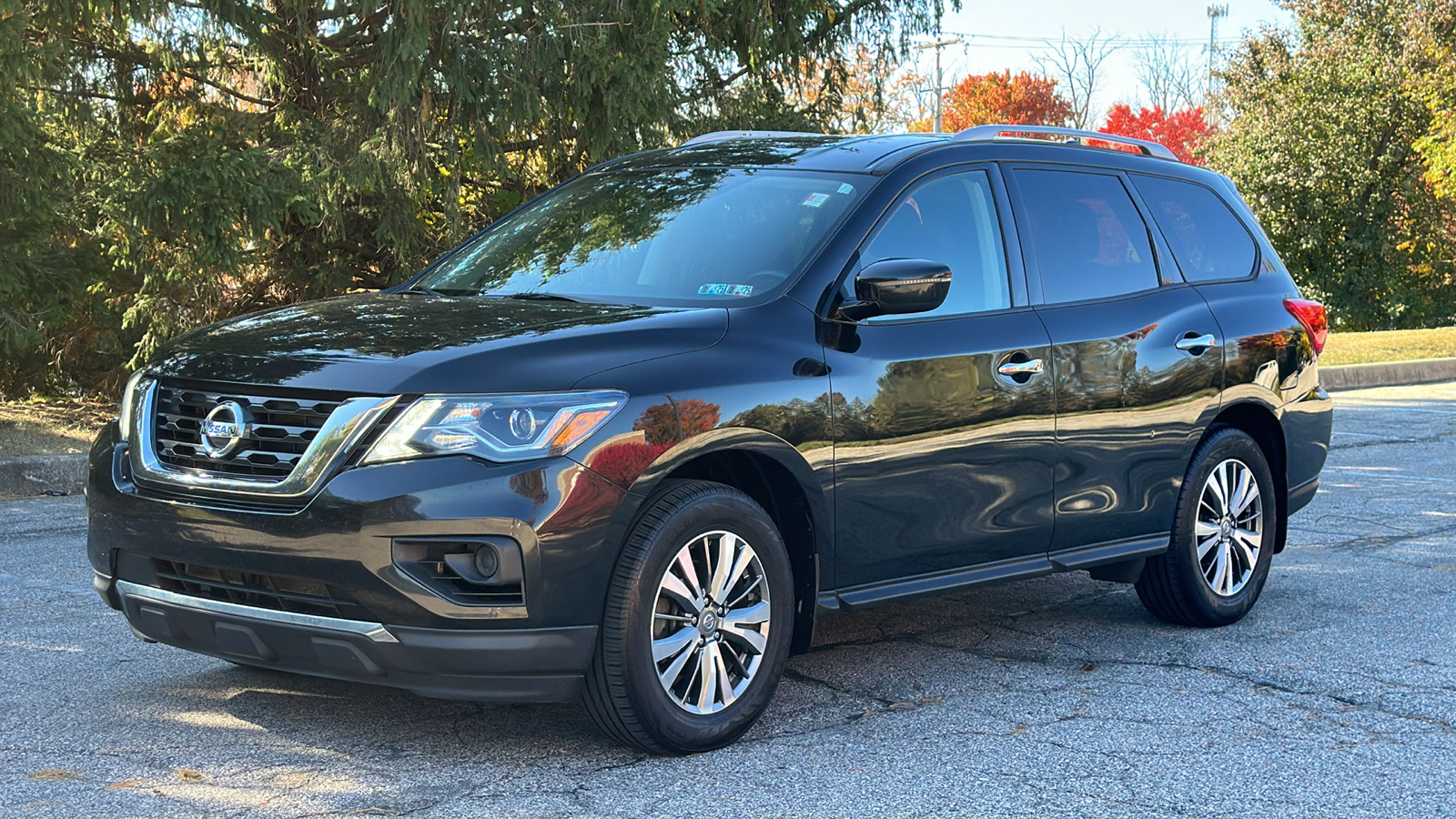 2020 Nissan Pathfinder S 2