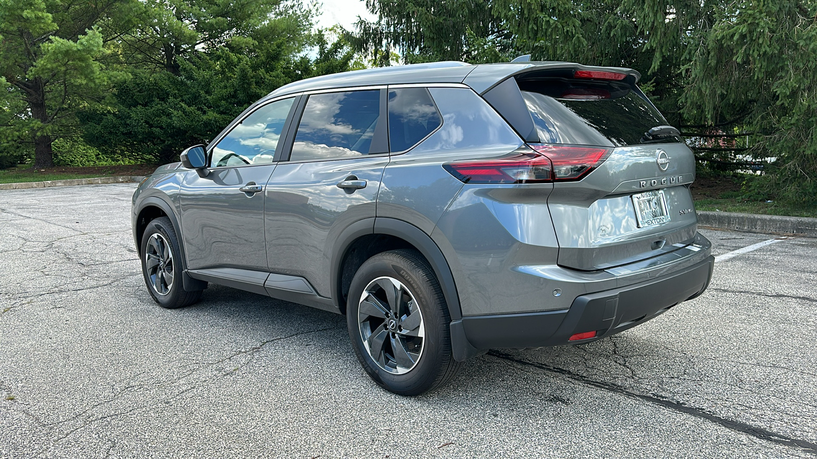 2024 Nissan Rogue SV 5