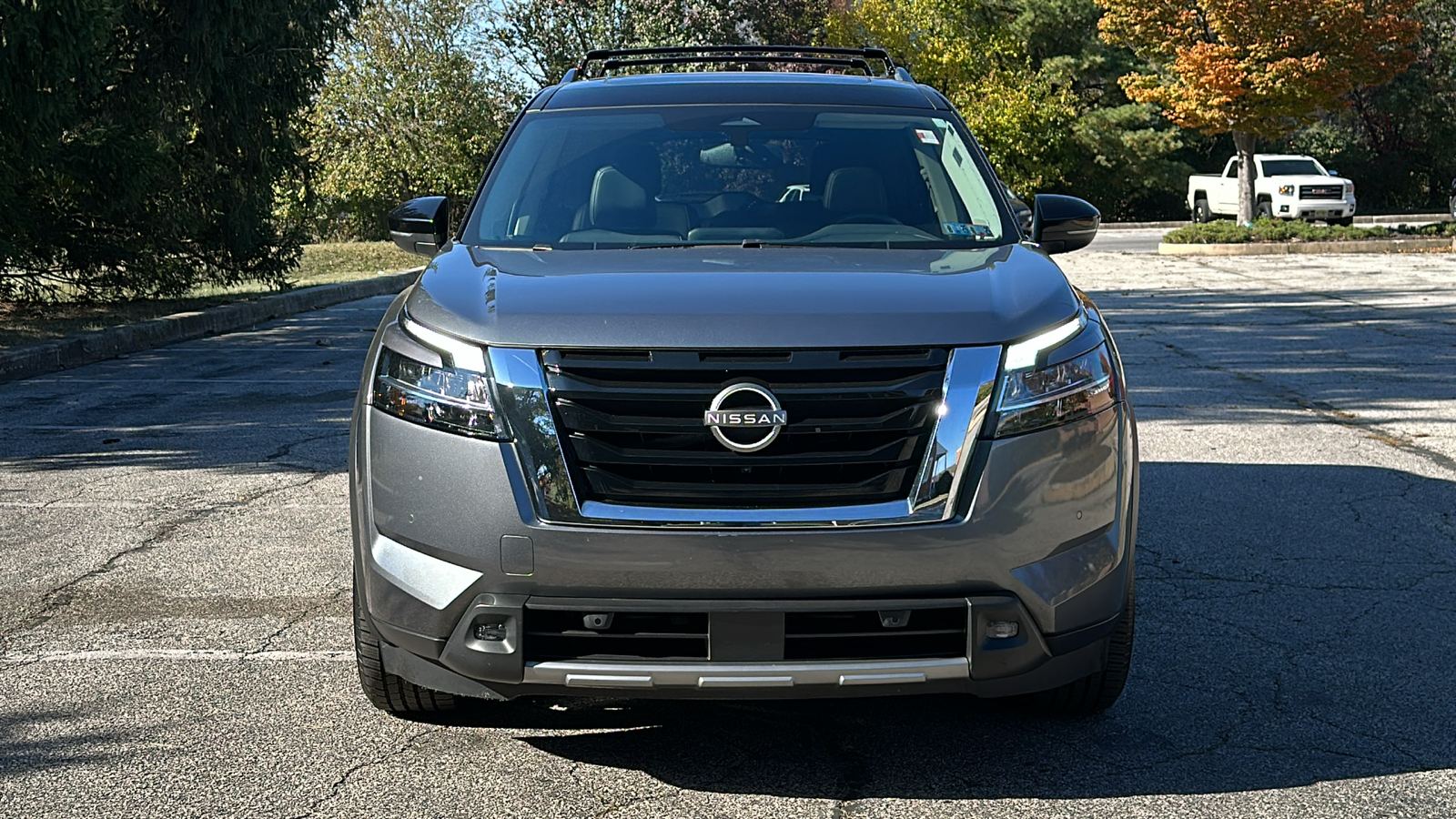 2022 Nissan Pathfinder SL 3