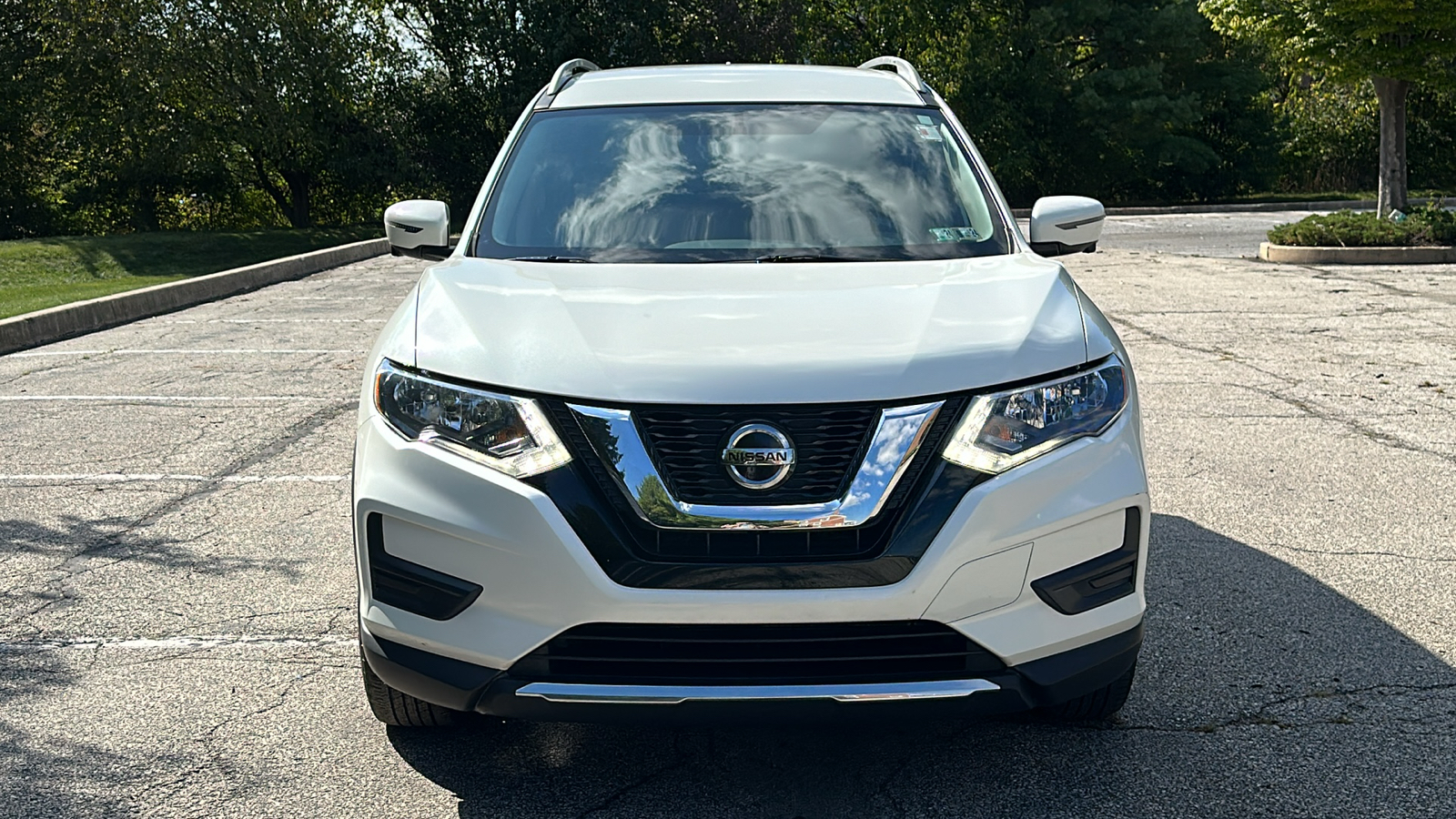 2018 Nissan Rogue SV 3