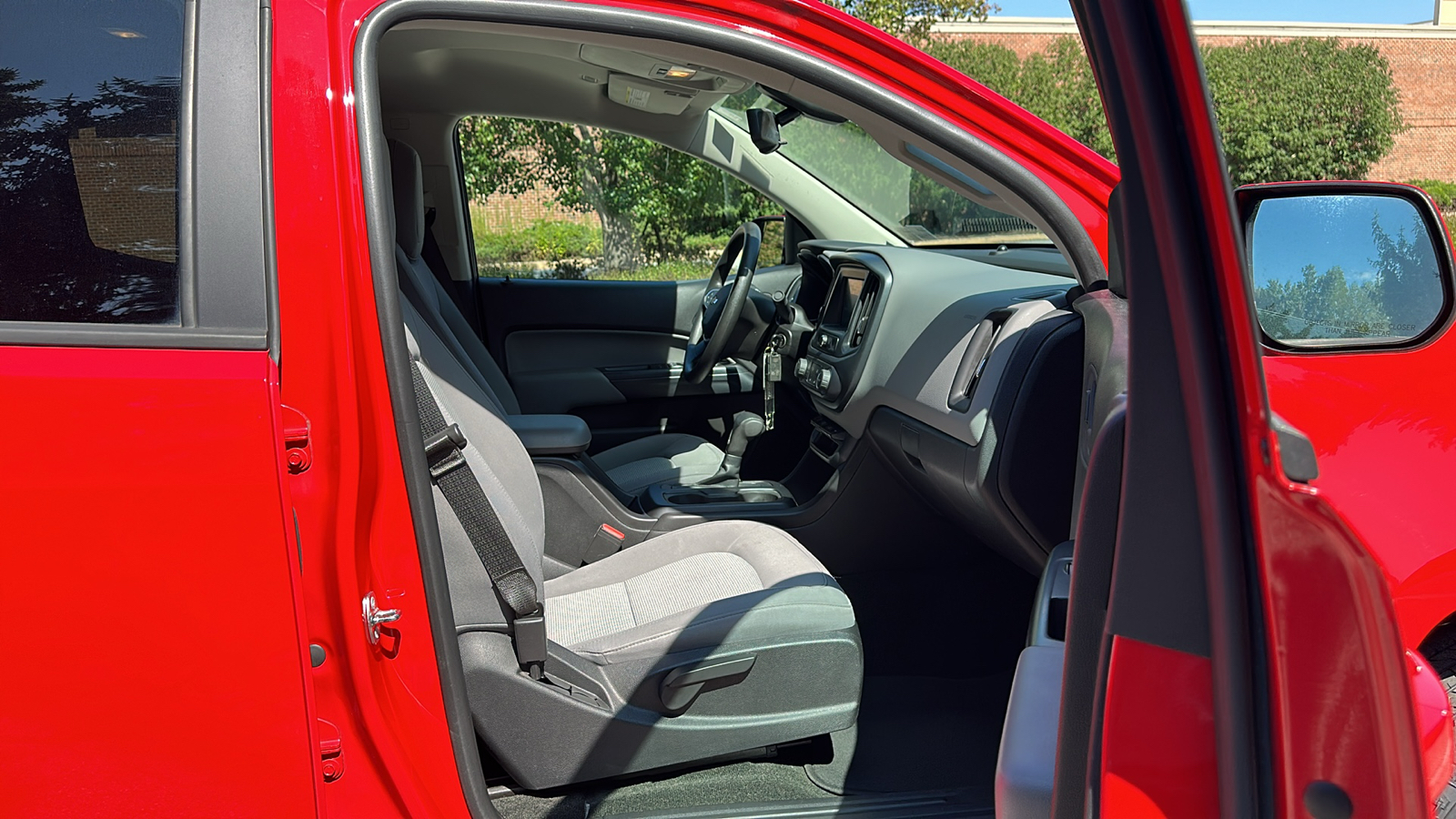 2018 Chevrolet Colorado 4WD Work Truck 24