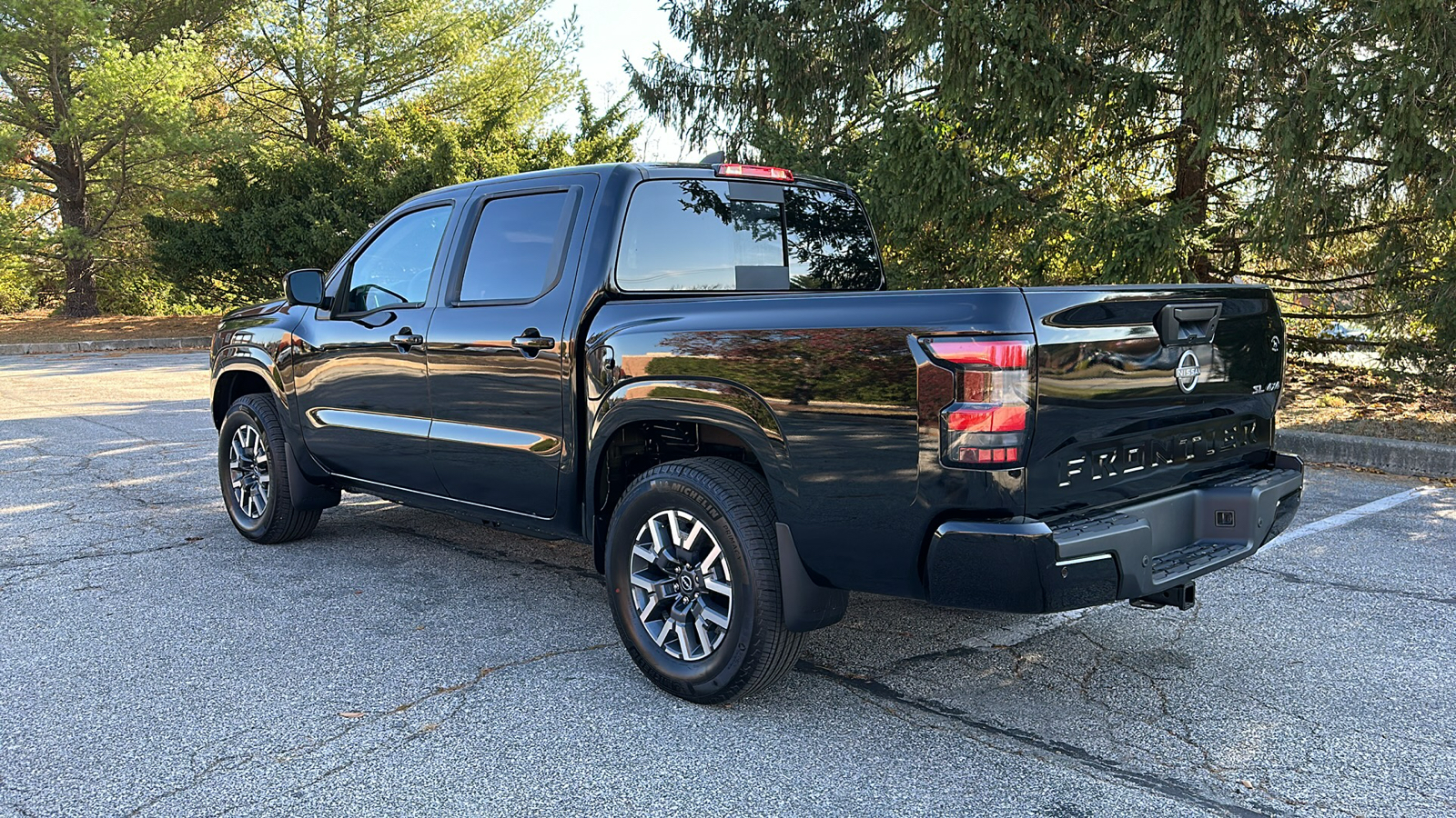 2025 Nissan Frontier SL 5