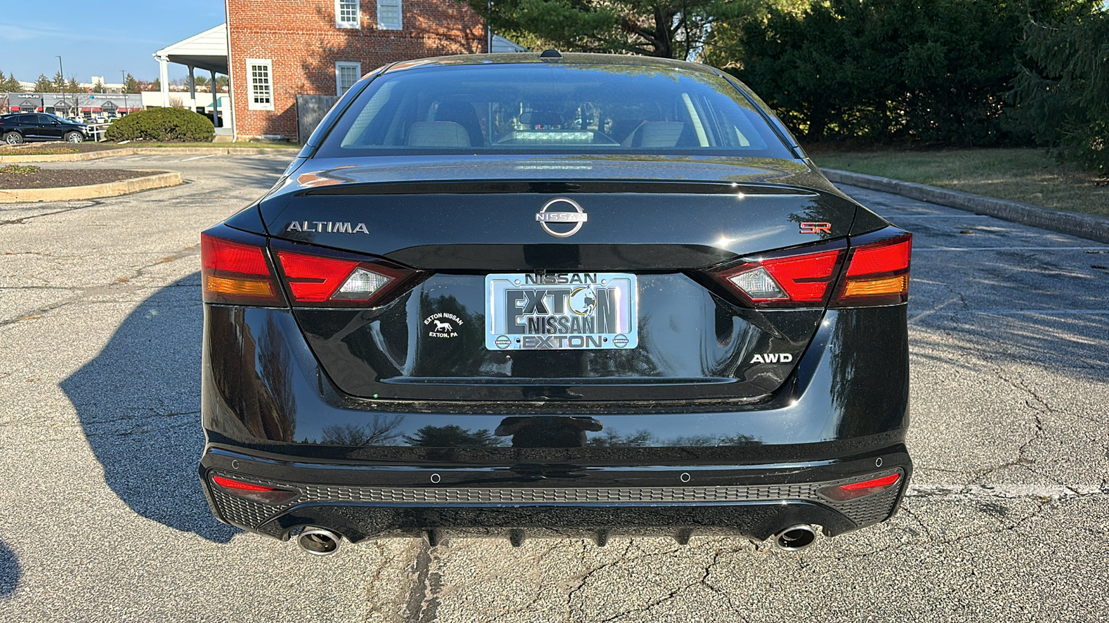 2025 Nissan Altima SR 4