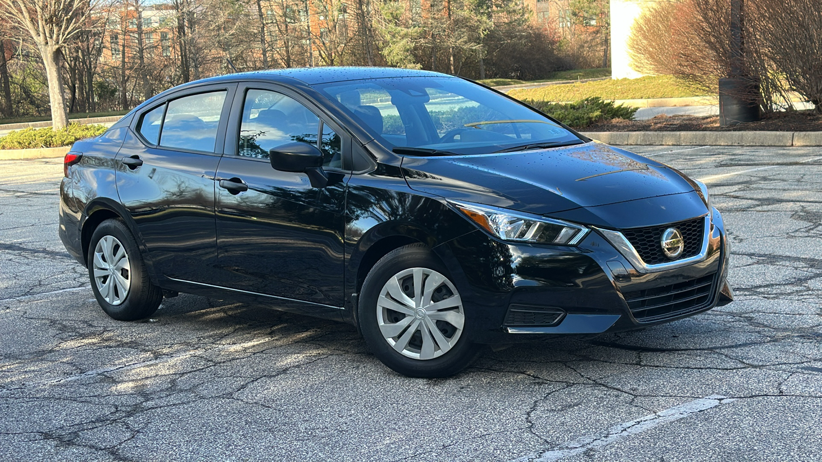 2022 Nissan Versa S 1